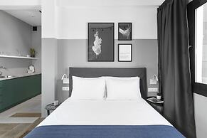 PLAY Theatrou Athens