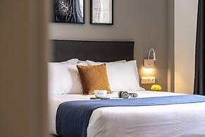 PLAY Theatrou Athens