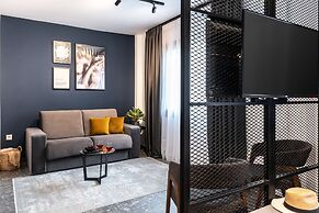 PLAY Theatrou Athens