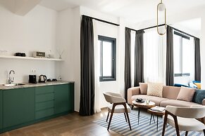 PLAY Theatrou Athens