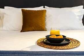 PLAY Theatrou Athens