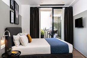 PLAY Theatrou Athens