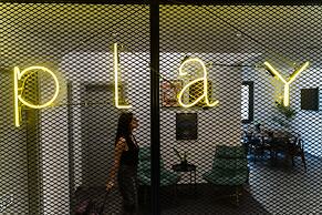 PLAY Theatrou Athens