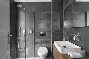 PLAY Theatrou Athens