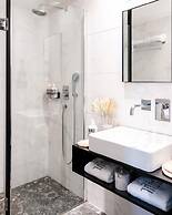 PLAY Theatrou Athens