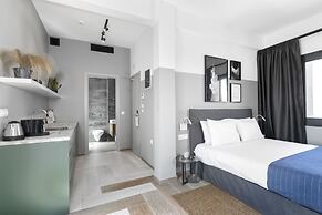 PLAY Theatrou Athens