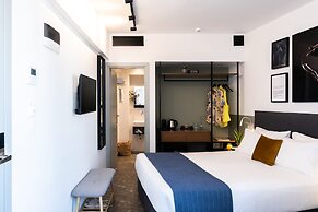 PLAY Theatrou Athens