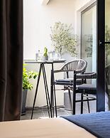 PLAY Theatrou Athens