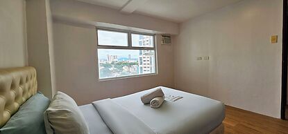 Gilmore Tower Suites By SMS Hospitality