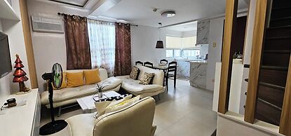 Gilmore Tower Suites By SMS Hospitality