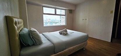 Gilmore Tower Suites By SMS Hospitality