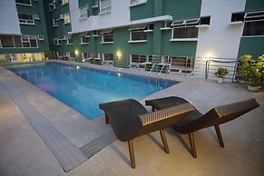 Gilmore Tower Suites By SMS Hospitality