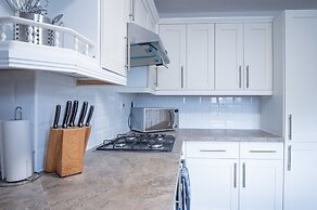 Starfish Apartment - 2 Bedroom - Tenby