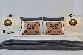 Blue Art Caves