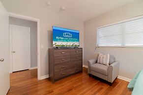 Northwood Harbor Home 3 Bed/ 3 Baths, Beach, Shops & Restaurants