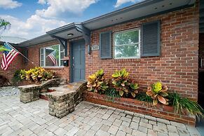 Northwood Harbor Home 3 Bed/ 3 Baths, Beach, Shops & Restaurants