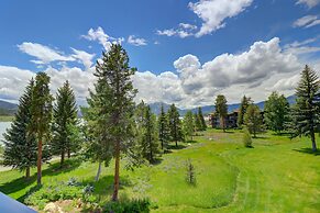 A304 Lake Cliffe 2 Bedroom Condo by RedAwning