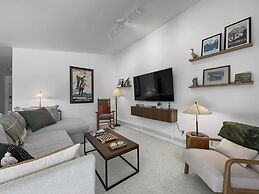 A304 Lake Cliffe 2 Bedroom Condo by RedAwning