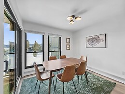 A304 Lake Cliffe 2 Bedroom Condo by RedAwning