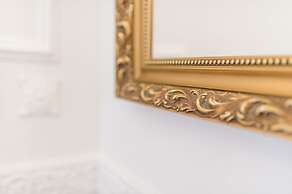 Music Academy Suite Café Vian Apartman Kft