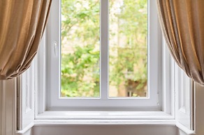 Music Academy Suite Café Vian Apartman Kft