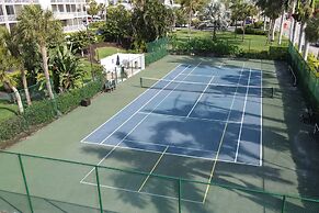 7150 Estero Blvd 205