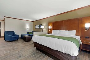 Comfort Suites West Monroe near Ike Hamilton Expo Center