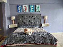 Spacious oceanfront loft # A1