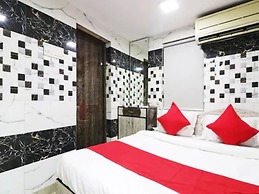 Goroomgo Sanjoy Guest House Ruby Tagore Park Kolkata