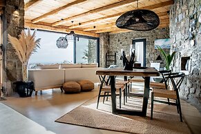 Villa Nirvana- Calm, Relaxing and no Wind!