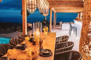 Villa Nirvana- Calm, Relaxing and no Wind!