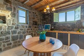 Villa Nirvana- Calm, Relaxing and no Wind!