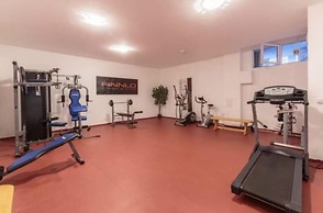 1-bed Modern Sea View Apartment in Aparthotel