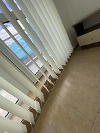 1-bed Modern Sea View Apartment in Aparthotel