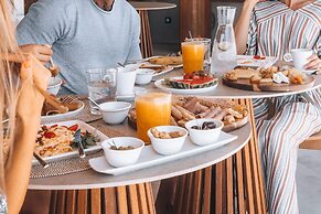 Adama Mykonos Boutique Hotel