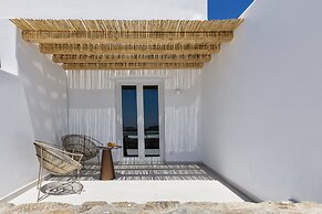 Adama Mykonos Boutique Hotel