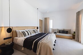 Adama Mykonos Boutique Hotel