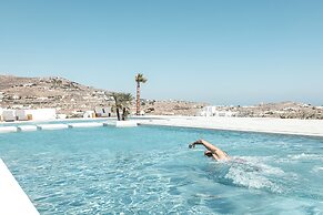 Adama Mykonos Boutique Hotel
