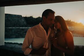 Adama Mykonos Boutique Hotel