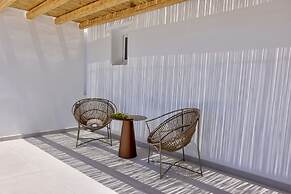 Adama Mykonos Boutique Hotel