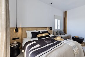 Adama Mykonos Boutique Hotel