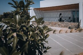 Adama Mykonos Boutique Hotel