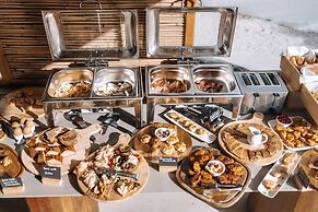 Adama Mykonos Boutique Hotel