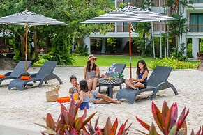 Naithonburi Beach Resort