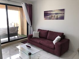 Sea View 2 Bed Apartment Close to Beach