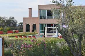 Villa With Tennis Court Outdoor and Indoor Pool - by Feelluxuryholiday