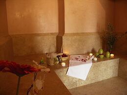 Villa With Tennis Court Outdoor and Indoor Pool - by Feelluxuryholiday