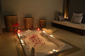 Villa With Tennis Court Outdoor and Indoor Pool - by Feelluxuryholiday