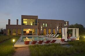 Villa With Tennis Court Outdoor and Indoor Pool - by Feelluxuryholiday