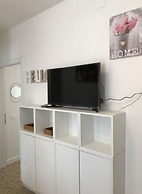 Peaceful Seaside Apartment - Beahost